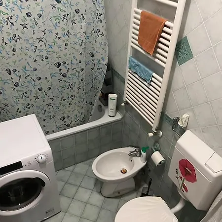 Schiera Zona Fiera Apartmán *